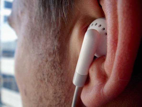iPods Linked To Hearing Problems iPods Linked To Hearing Problems