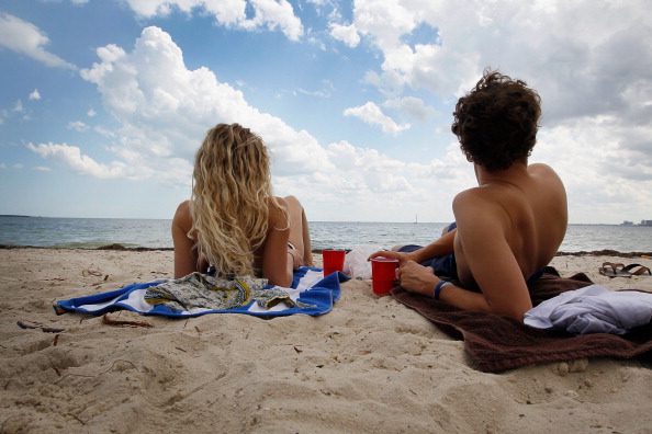 People on the beach People on the beach