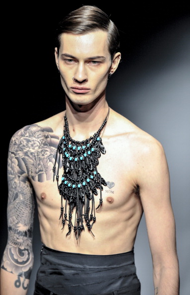 How Safe Is Tattoo Ink Are There Long Term Risks Youth Health Magzine