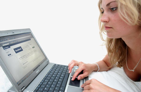 Popularity Of Social Networking Website Grows Popularity Of Social Networking Website Grows