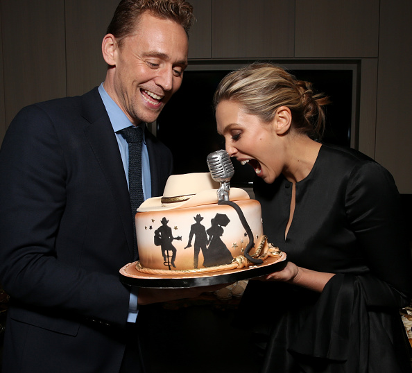Tom Hiddleston, Elizabeth Olsen, Dating Tom Hiddleston, Elizabeth Olsen, Dating