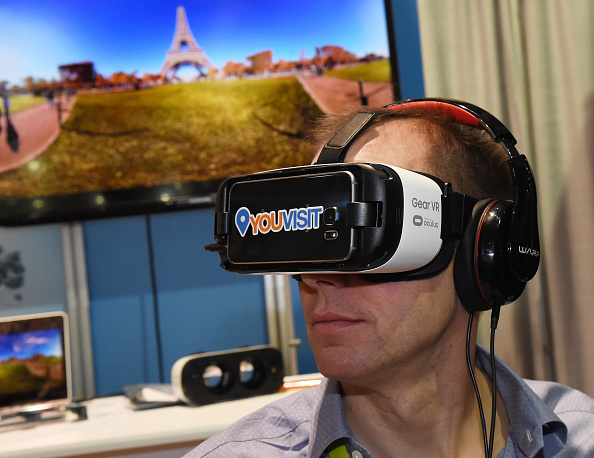 Virtual Realit y Virtual Realit y