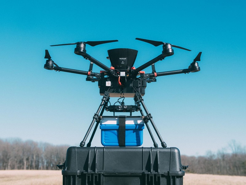Hopkins researchers attached a cooler packed with blood products to a S900-model drone. Hopkins researchers attached a cooler packed with blood products to a S900-model drone.