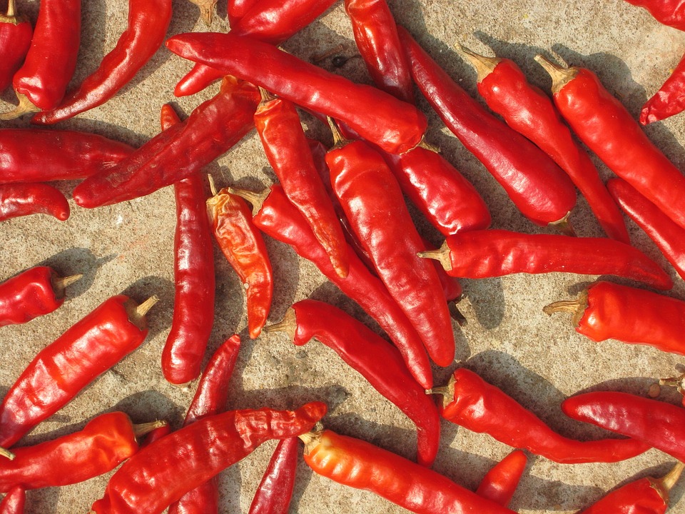 Study finds association between eating hot peppers and decreased mortality Study finds association between eating hot peppers and decreased mortality