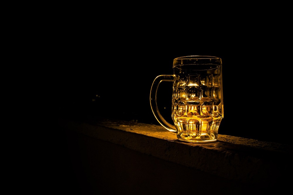 Researchers look at how heavy drinking impacts performance over time Researchers look at how heavy drinking impacts performance over time