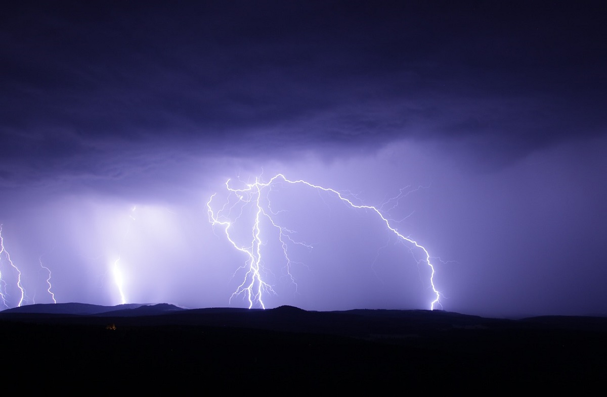 Researchers exploring new ways of predicting thunderstorm asthma outbreaks Researchers exploring new ways of predicting thunderstorm asthma outbreaks