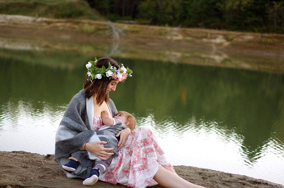 Early breastfeeding success not affected by epidural pain relief with fentanyl Early breastfeeding success not affected by epidural pain relief with fentanyl