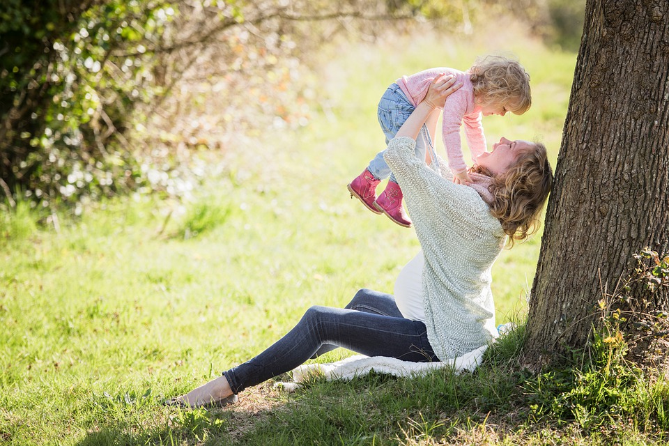 Health visitors use of video helps vulnerable families Health visitors use of video helps vulnerable families
