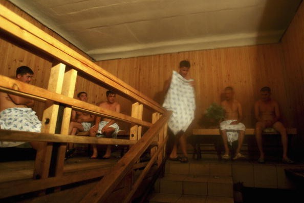 There may be benefits to regular use of a sauna or steam room. 