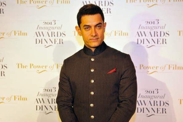 Aamir Khan at '2013 America Abroad Media Awards Dinner'