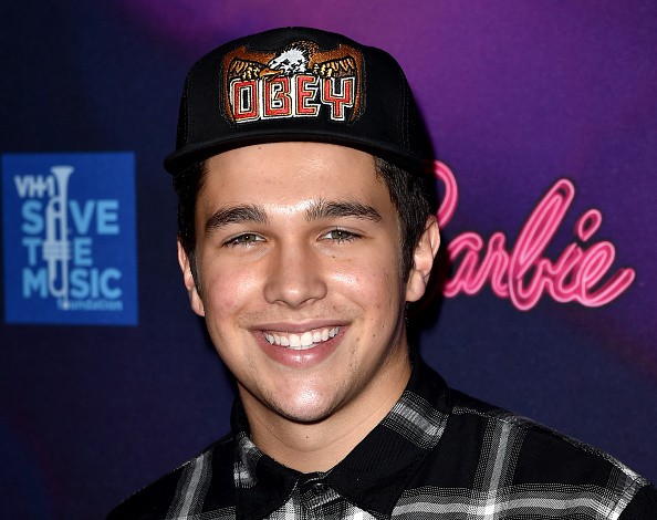 Austin Mahone at the Barbie Rock 'N Royals Concert Experience in 2015.