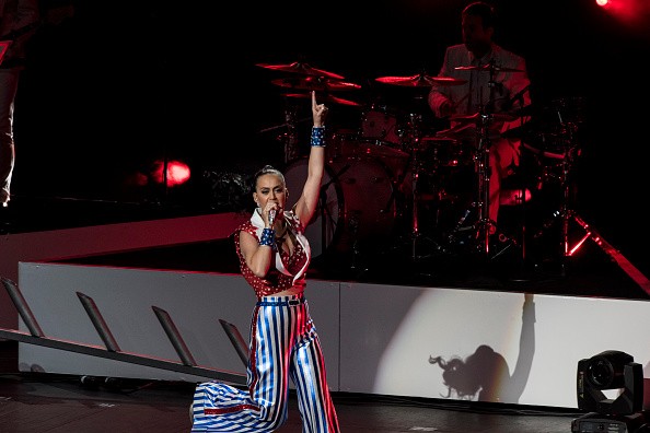 Katy Perry performs during a fundraiser for Democratic presidential candidate Hillary Clinton at Radio City Music Hall on March 2, 2016 in New York City