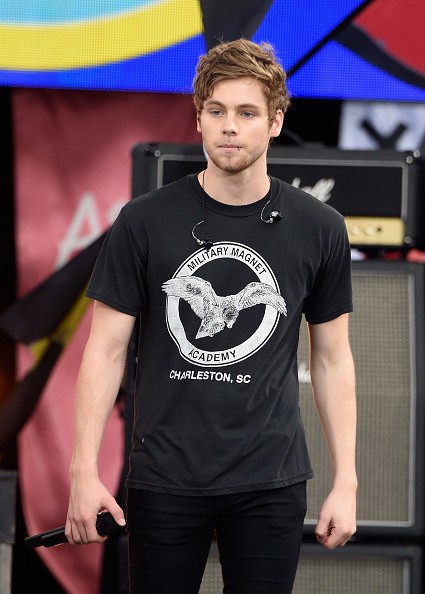 5 Seconds Of Summer Perform On ABC's 'Good Morning America'