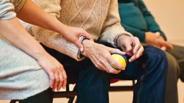 The Many Benefits of Massage Therapy for Seniors 